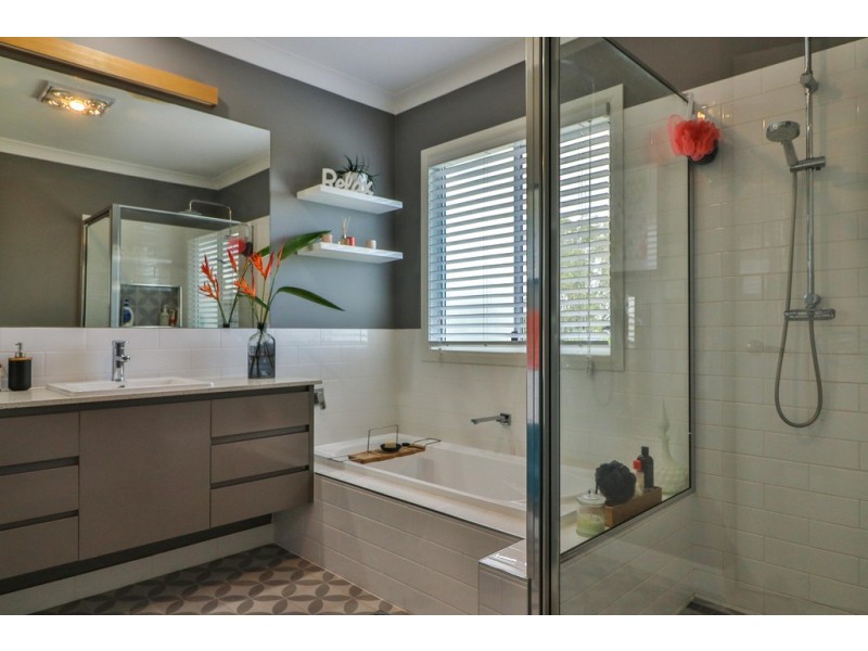 15 Mitchell Avenue, Craignish QLD 4655