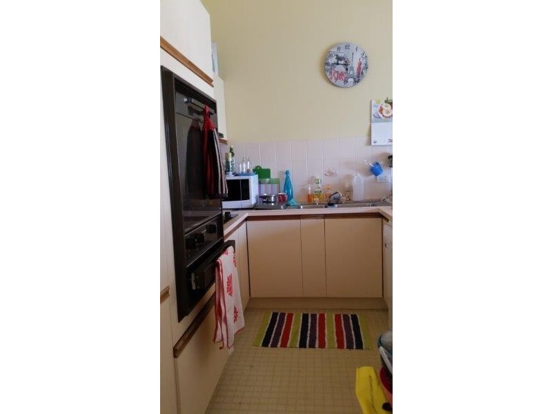 2/208 Cypress Street, Urangan QLD 4655