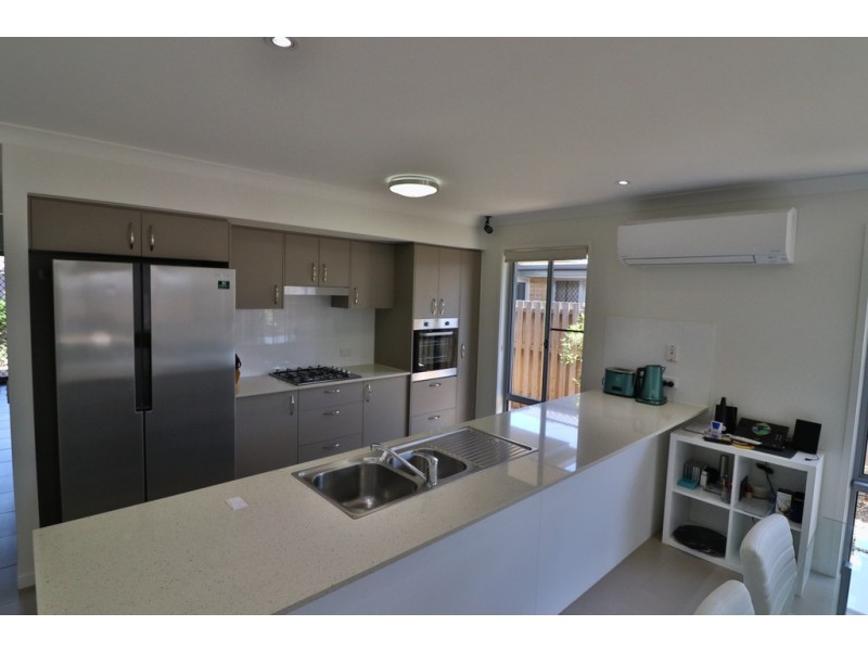 12 Lawson Street, Urraween QLD 4655