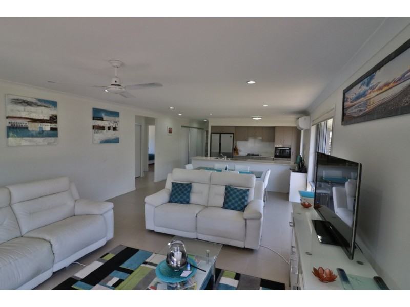 12 Lawson Street, Urraween QLD 4655