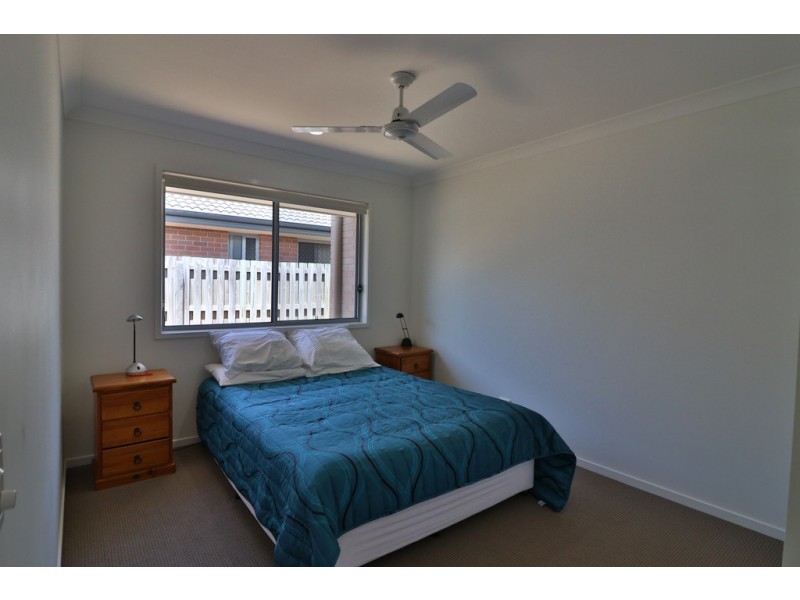 12 Lawson Street, Urraween QLD 4655
