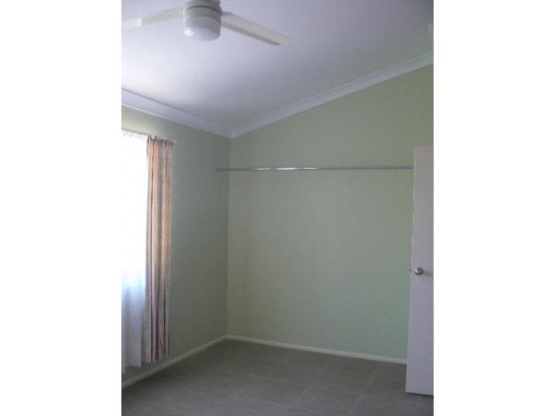 14 Parraweena Court, Point Vernon QLD 4655