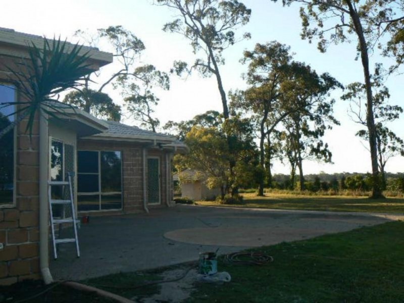 77 Beck Road, Urangan QLD 4655