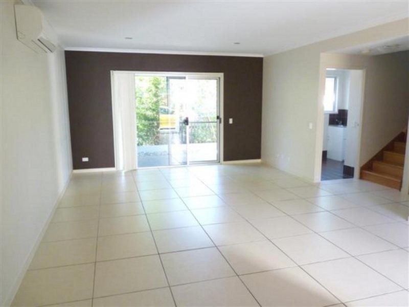 8/26 Hunter Street, Pialba QLD 4655