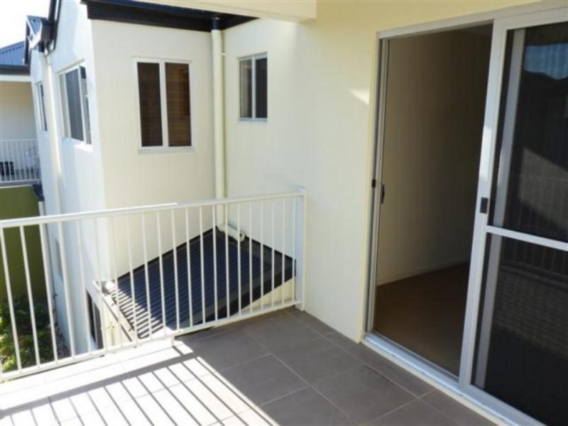 8/26 Hunter Street, Pialba QLD 4655