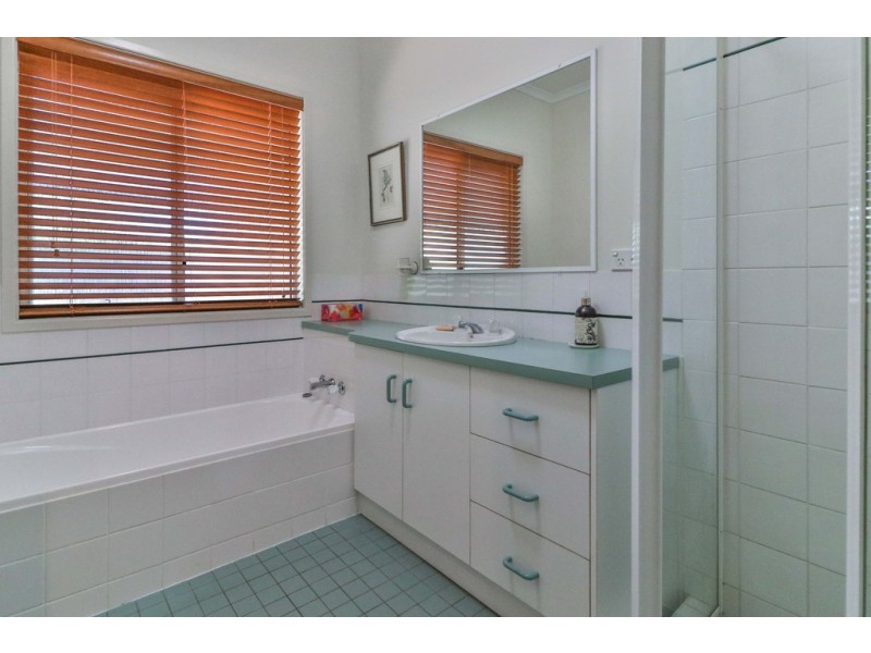 5 Andrea Court, Kawungan QLD 4655