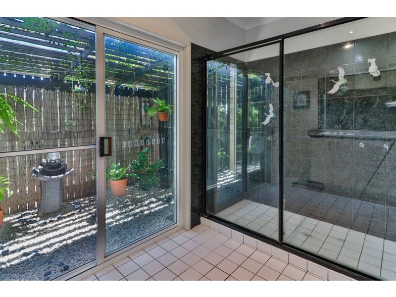 5 Andrea Court, Kawungan QLD 4655