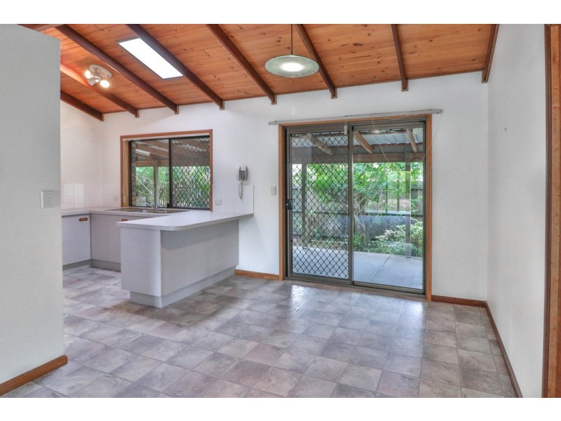 20 Warrego Drive, Point Vernon QLD 4655