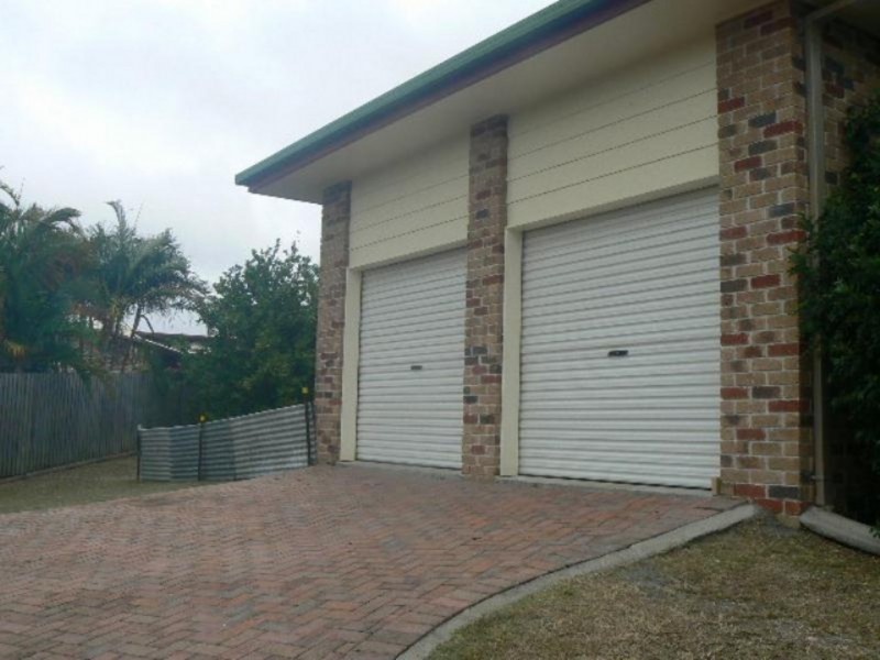 12 Queensbury Grove, Urraween QLD 4655