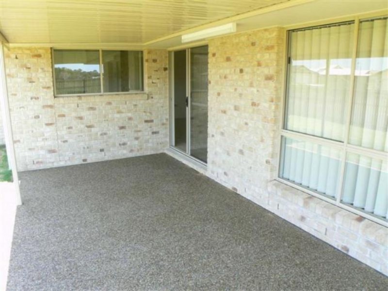 1 Duke Court, Urraween QLD 4655