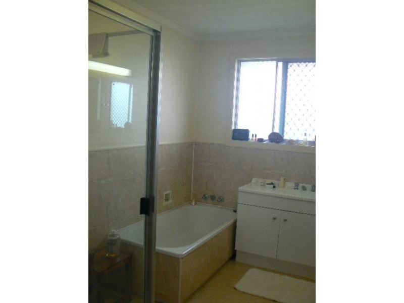 89 Long Street, Point Vernon QLD 4655