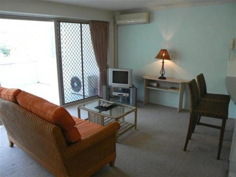 212A/386 Esplanade, Torquay QLD 4655