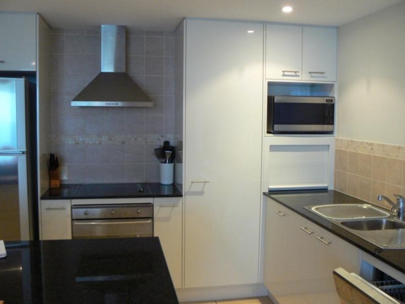 15/558 Esplanade, Urangan QLD 4655
