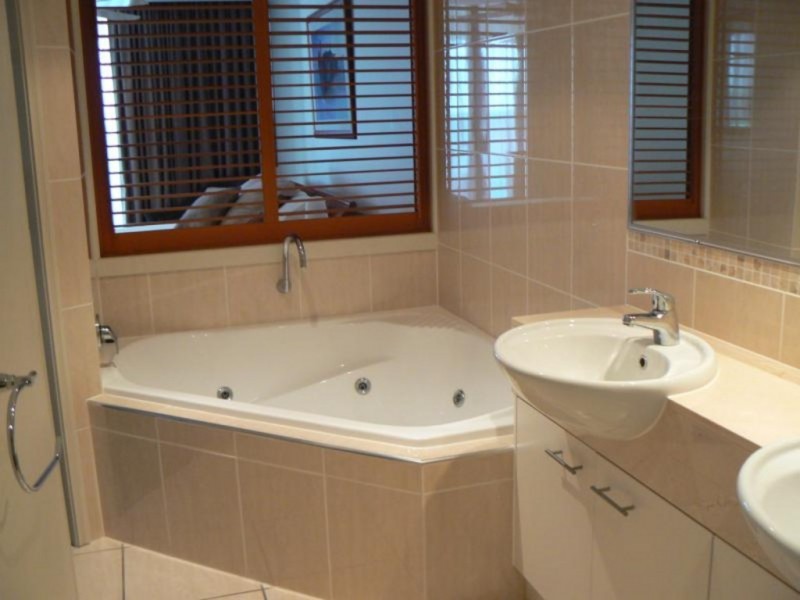 15/558 Esplanade, Urangan QLD 4655 Floorplan
