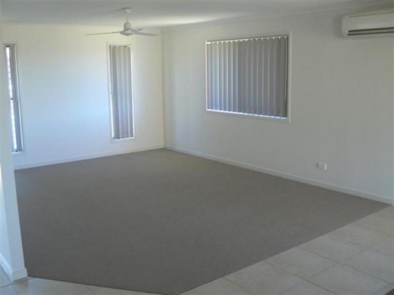 4 Chelsea Court, Urraween QLD 4655