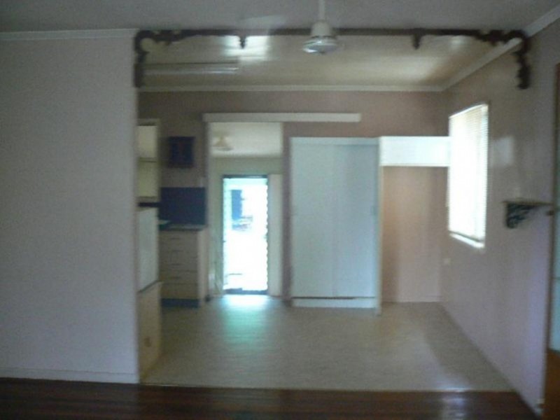 162 Torquay Road, Torquay QLD 4655