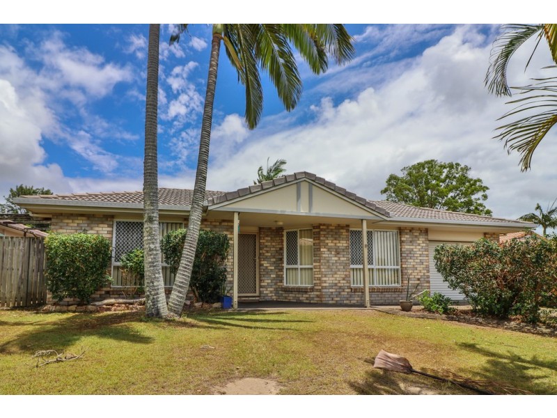 8 Masters Court, Urraween QLD 4655