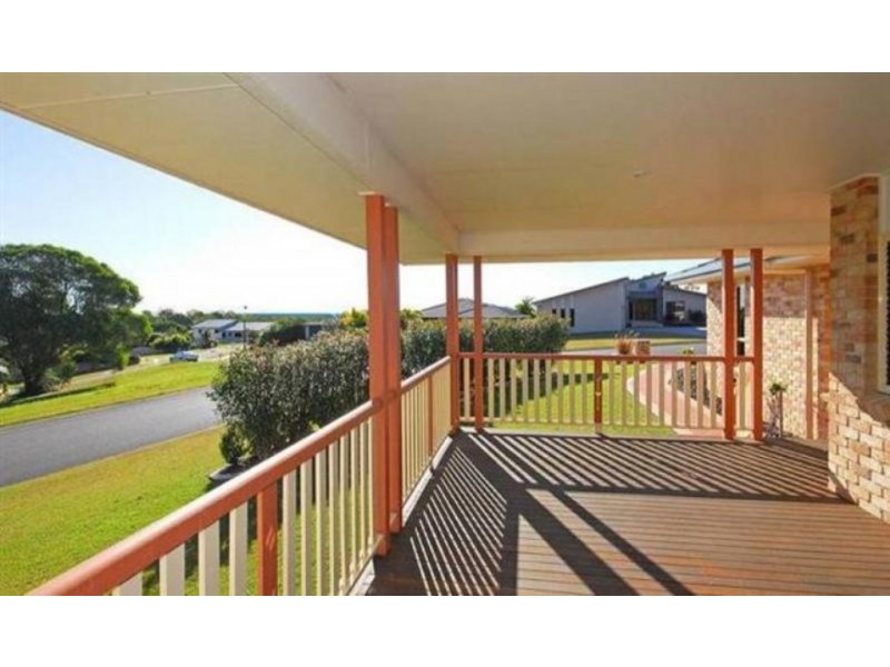 27 Gundesen Street, Urraween QLD 4655