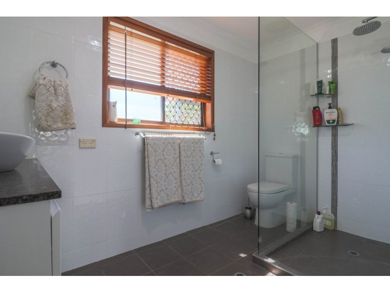 63 Drummond Street, Urangan QLD 4655