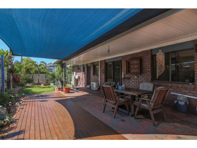 63 Drummond Street, Urangan QLD 4655