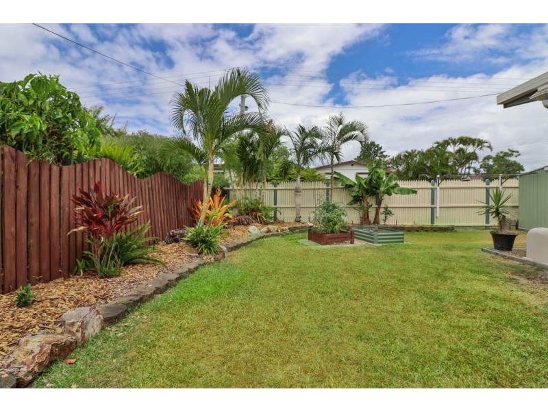 63 Drummond Street, Urangan QLD 4655