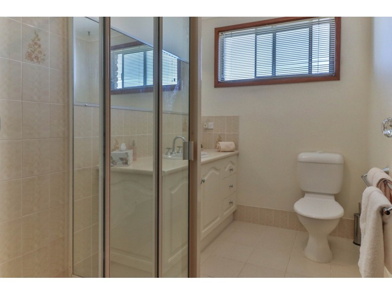 42 Birrabeen Avenue, Pialba QLD 4655