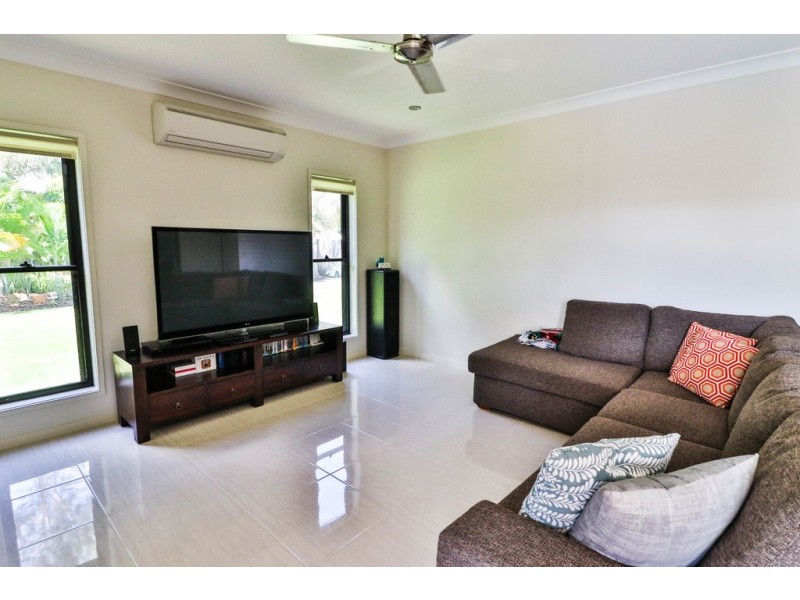 20 Kingsbarn Drive, Wondunna QLD 4655