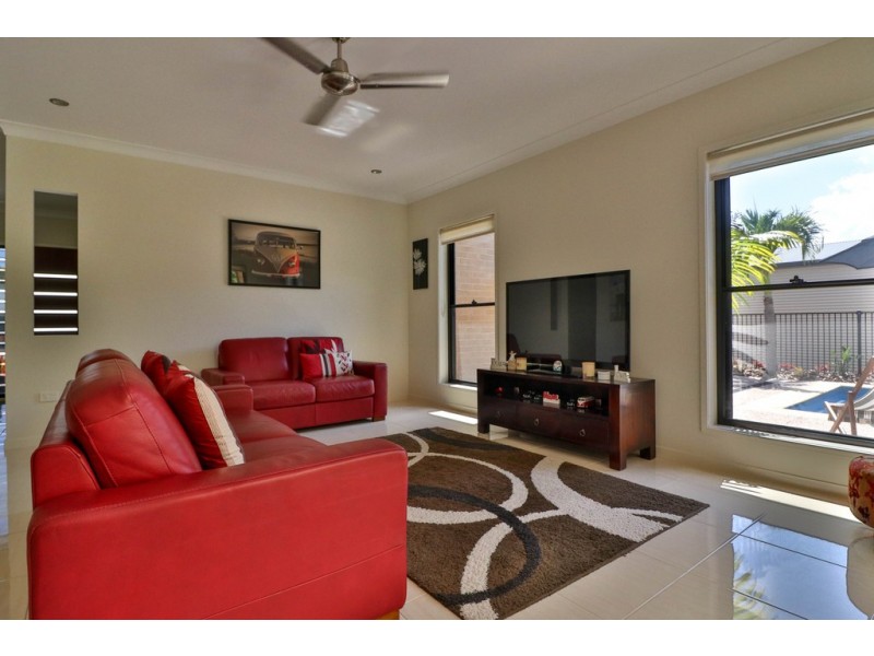 20 Kingsbarn Drive, Wondunna QLD 4655