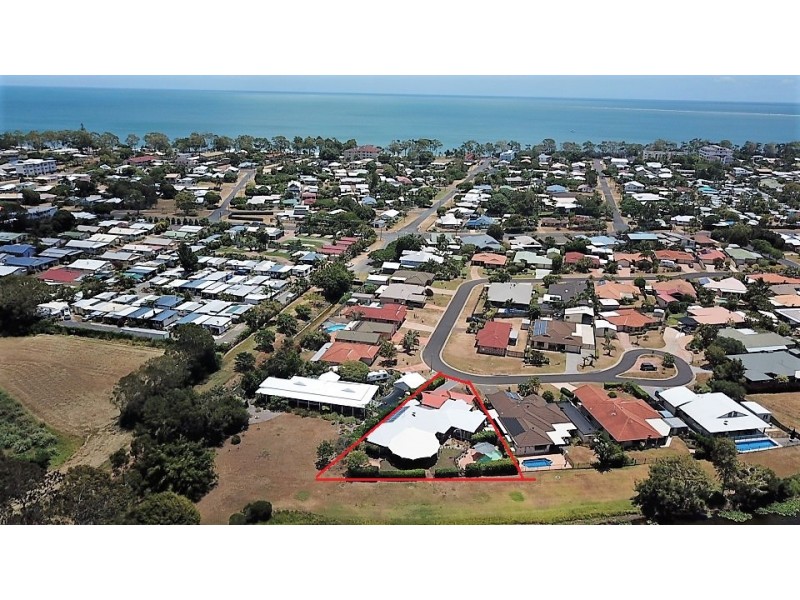 31 Jonwest Close, Torquay QLD 4655