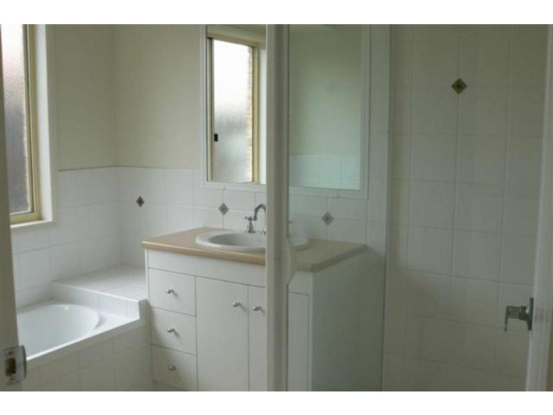 9 Gallery Court, Kawungan QLD 4655