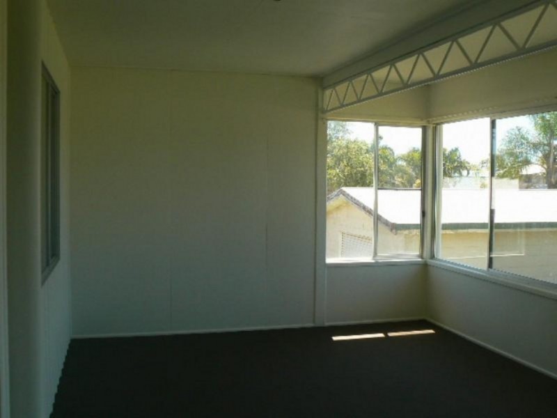 52 Long Street, Point Vernon QLD 4655
