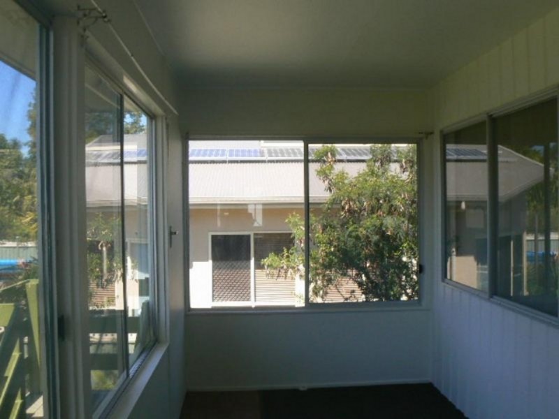 52 Long Street, Point Vernon QLD 4655