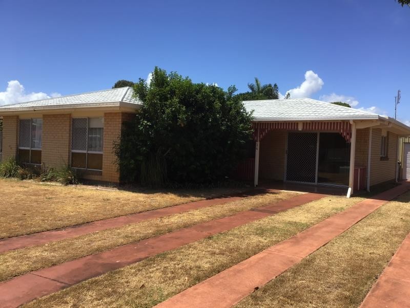 34 South St, Urangan QLD 4655