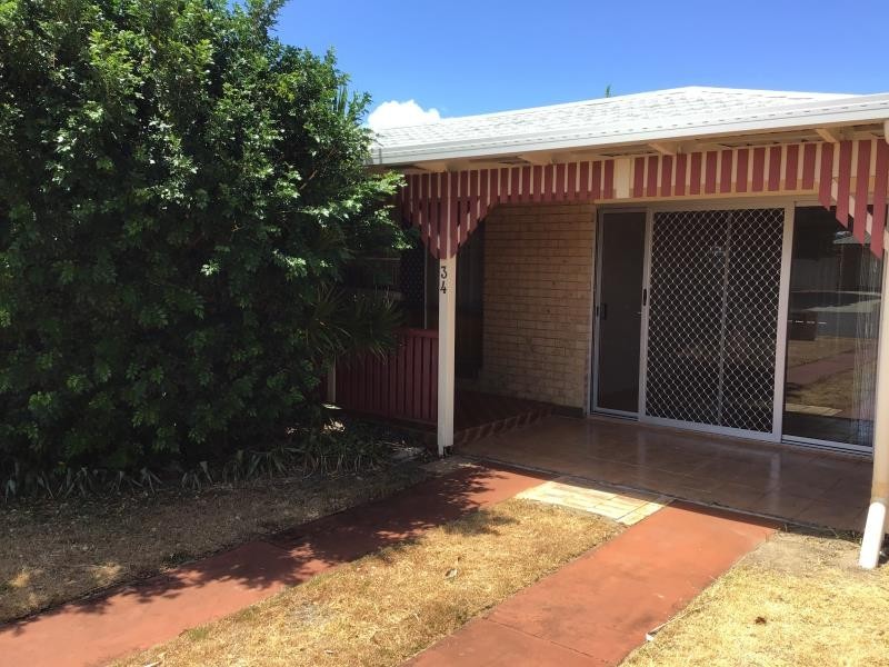 34 South St, Urangan QLD 4655