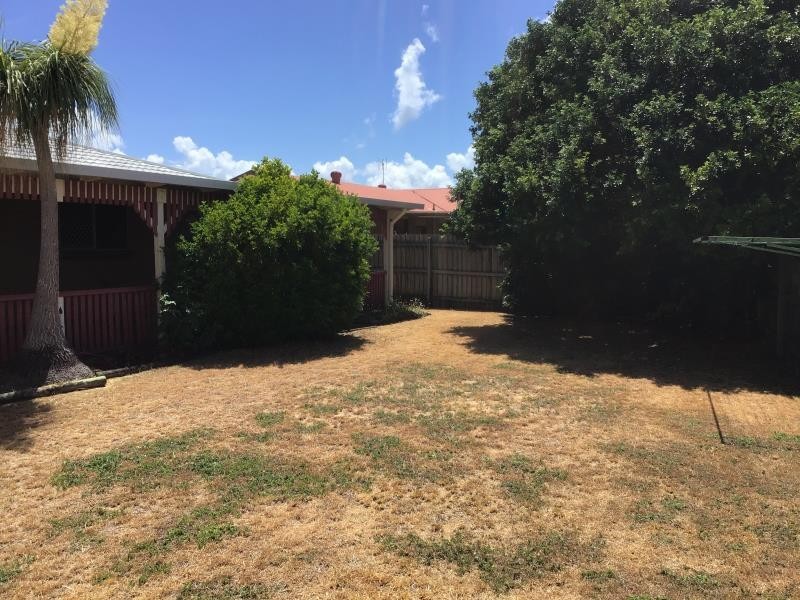 34 South St, Urangan QLD 4655