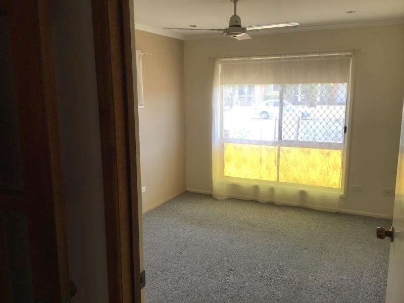 34 South St, Urangan QLD 4655