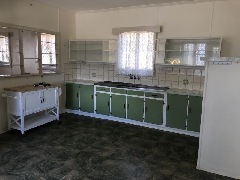 1 Andrew Street, Pialba QLD 4655