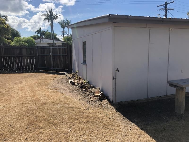 1 Andrew Street, Pialba QLD 4655