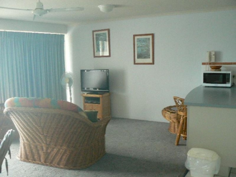 31/386 Esplanade, Torquay QLD 4655