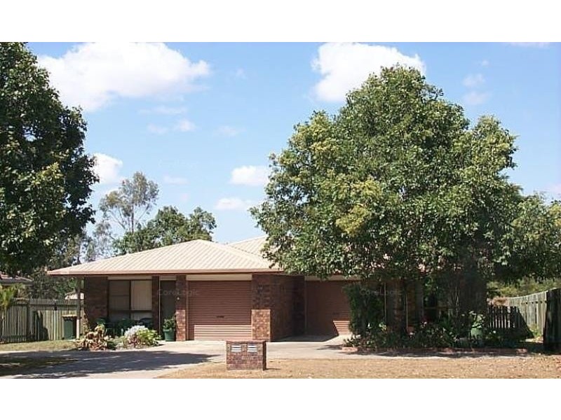 2/11 Honeysuckle Ave, Kawungan QLD 4655