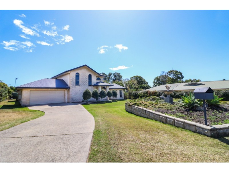 9-11 Doss Court, Urraween QLD 4655
