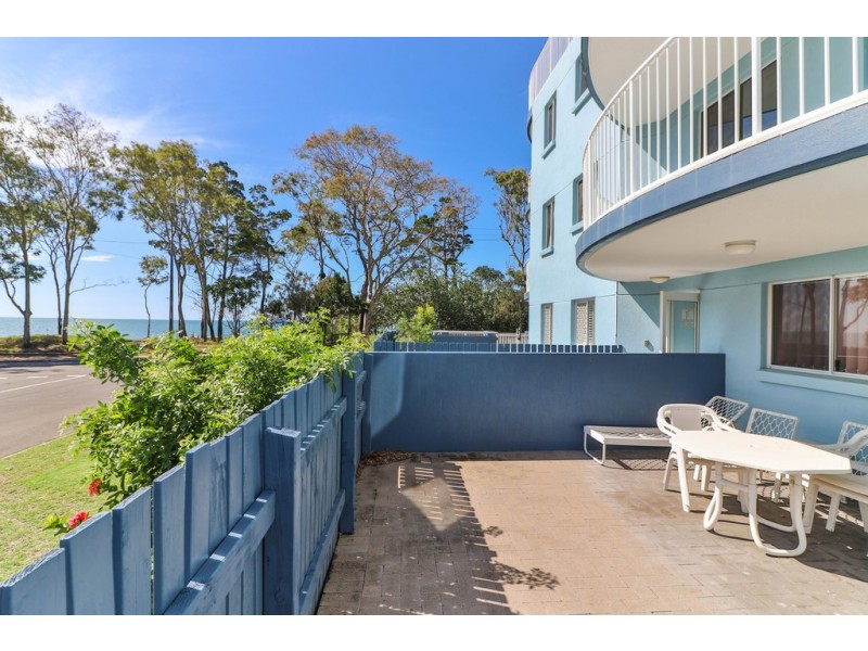 2/458 Esplanade, Torquay QLD 4655