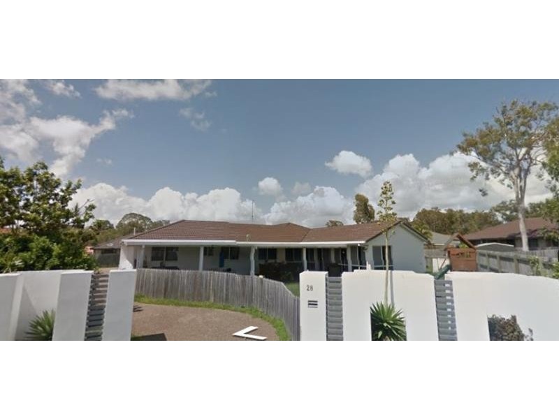 28 Whipbird Court, Urangan QLD 4655