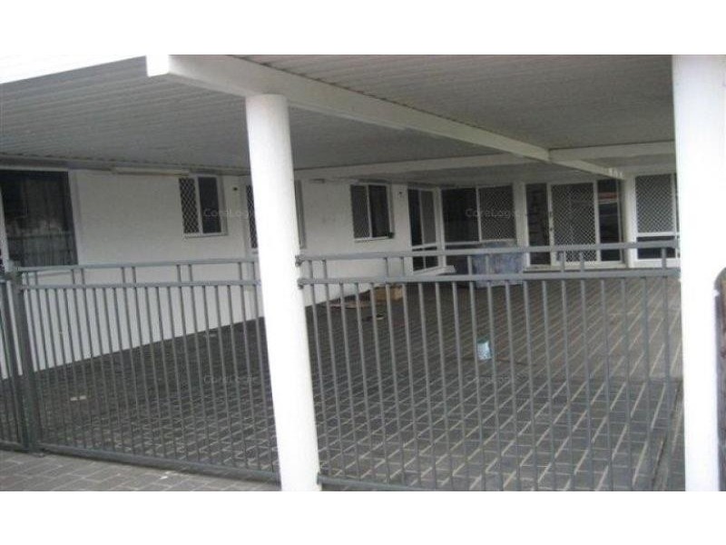 28 Whipbird Court, Urangan QLD 4655