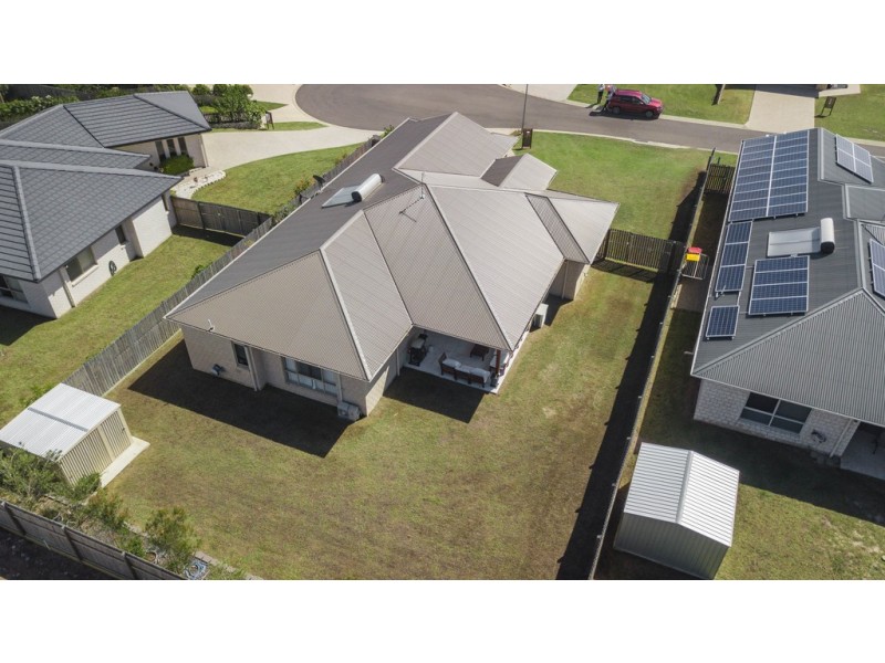 7 Bronte Place, Urraween QLD 4655