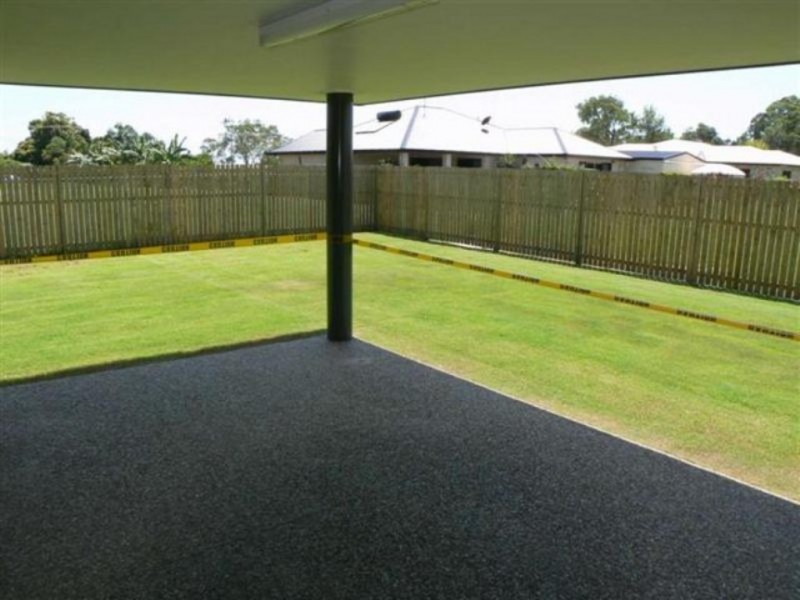 3 Belleni Court, Point Vernon QLD 4655