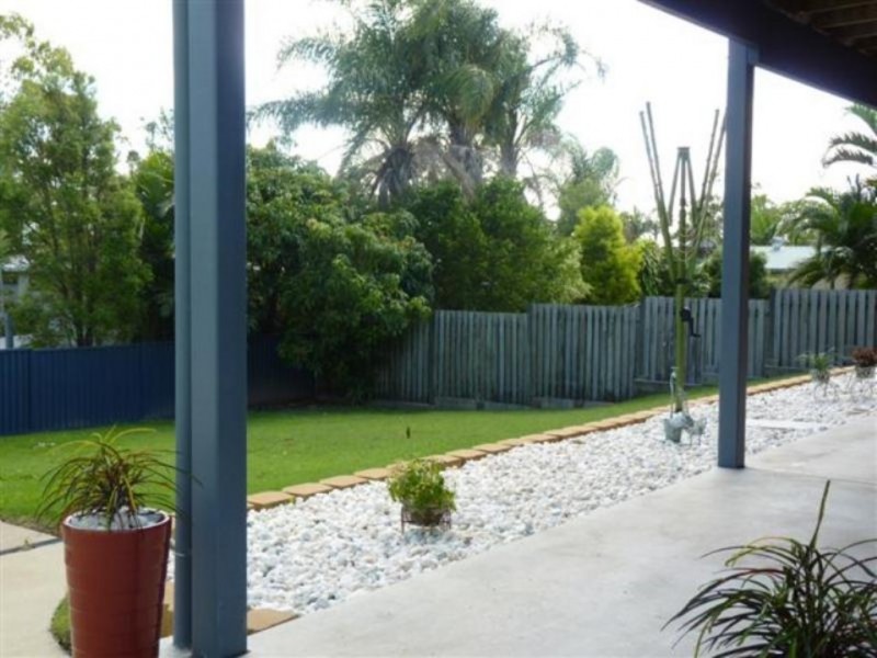 6 Hillcrest Avenue, SCARNESS, Scarness QLD 4655