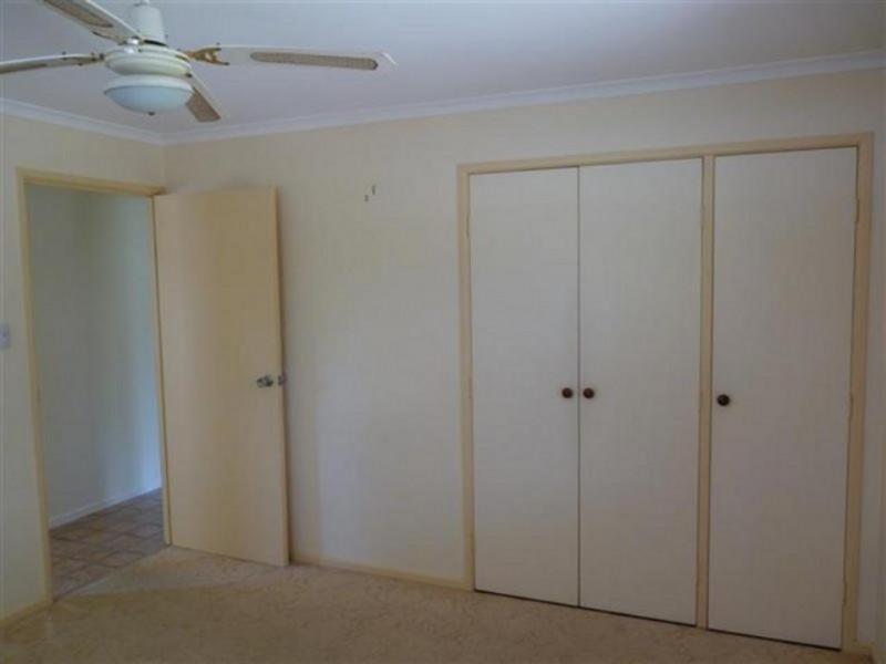 10 Beacon St, Booral QLD 4655