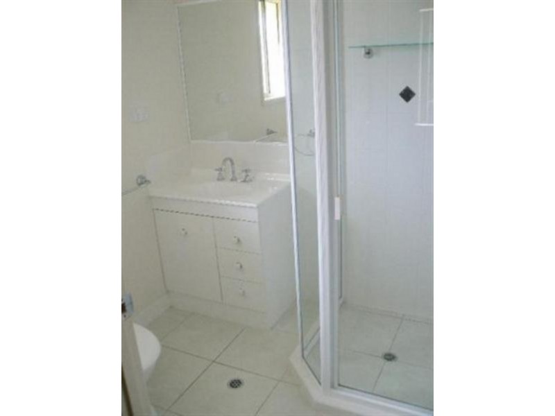 5 Kingston, Point Vernon QLD 4655