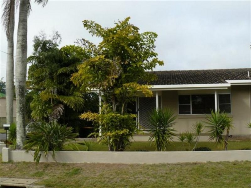 5 Margaret Street, Urangan QLD 4655